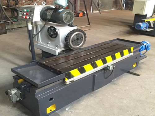 XD1500型端面铣床